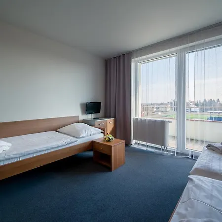Garni 3* Trzeboń