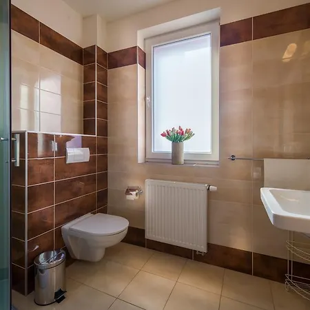 Garni 3* Trzeboń